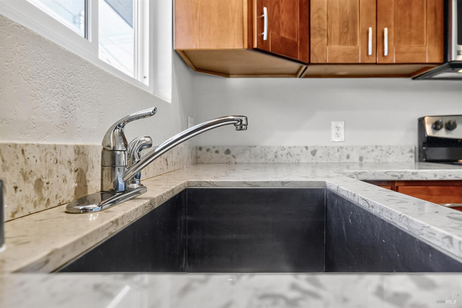 MLS #326049146 image #6