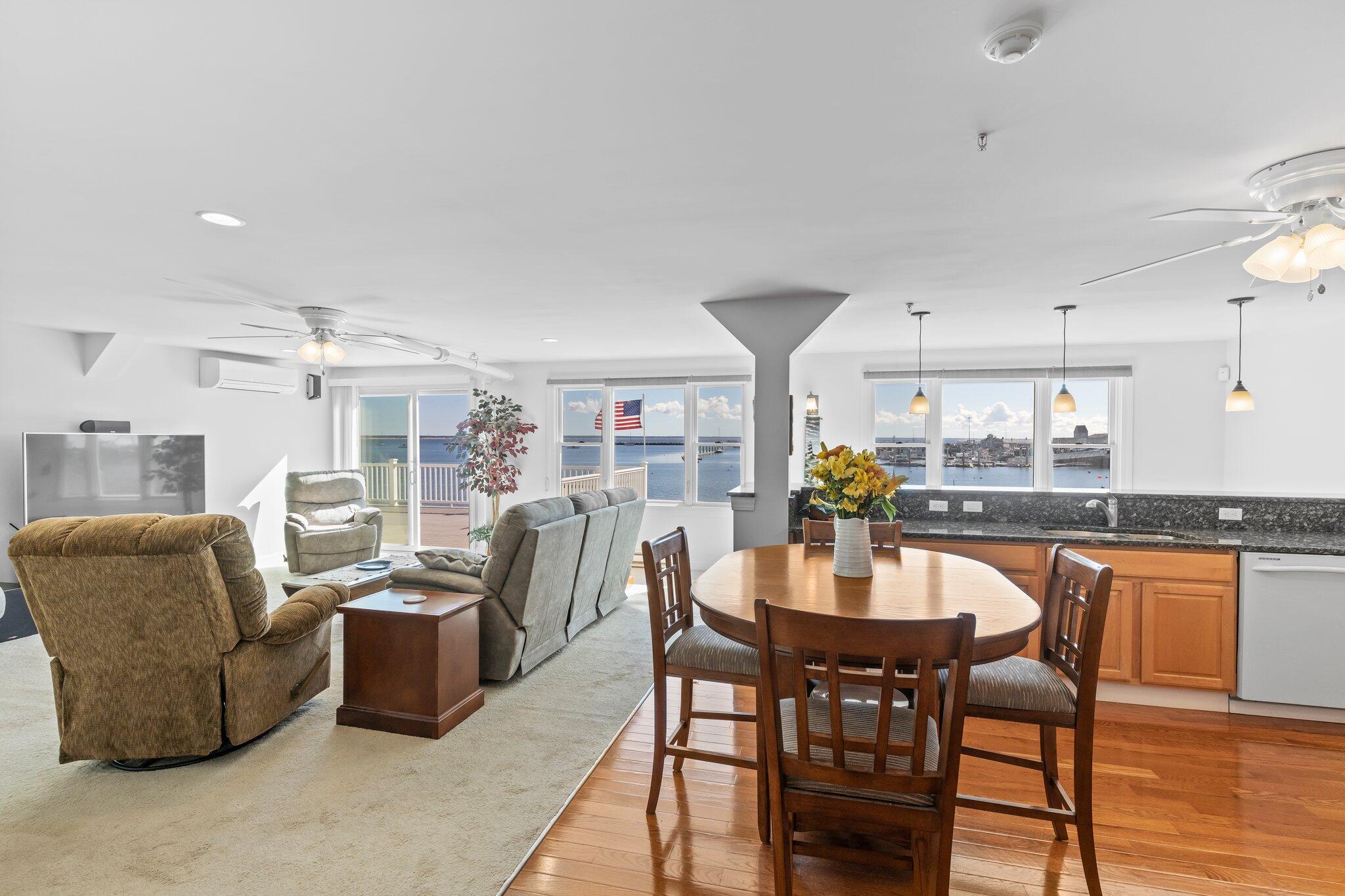 MLS #22400772 image #27