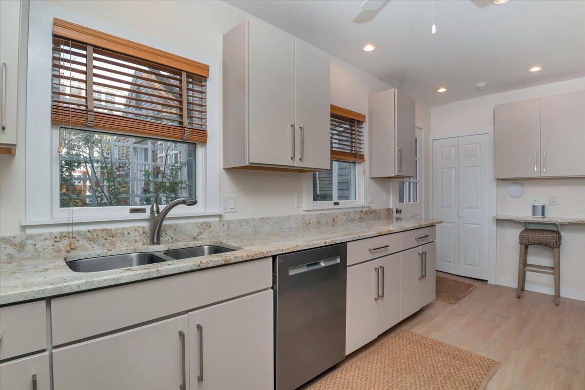 MLS #22502383 image #6