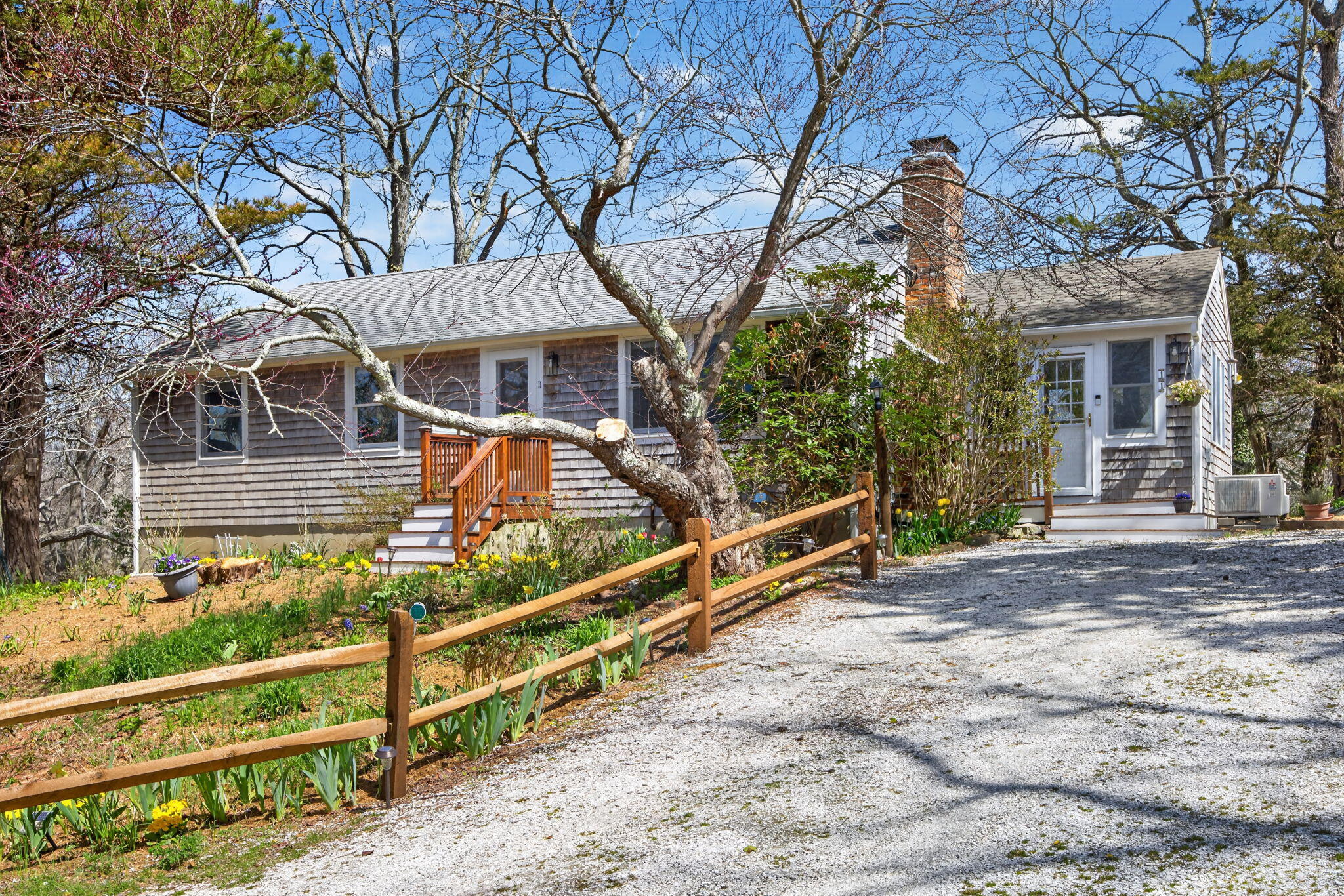 MLS #22504317 image #1