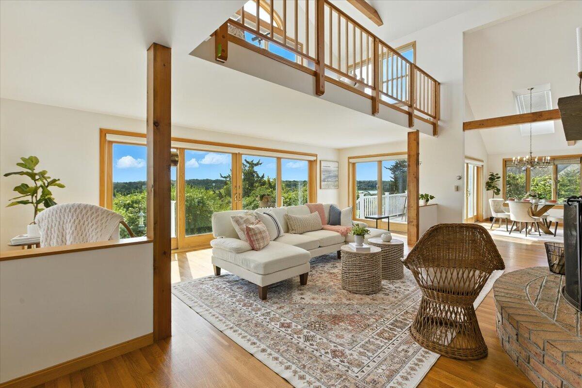 MLS #22504445 image #2