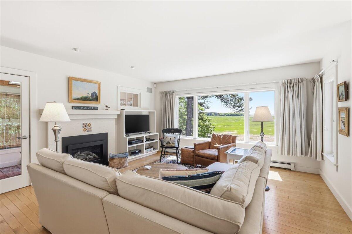 MLS #22602892 image #8