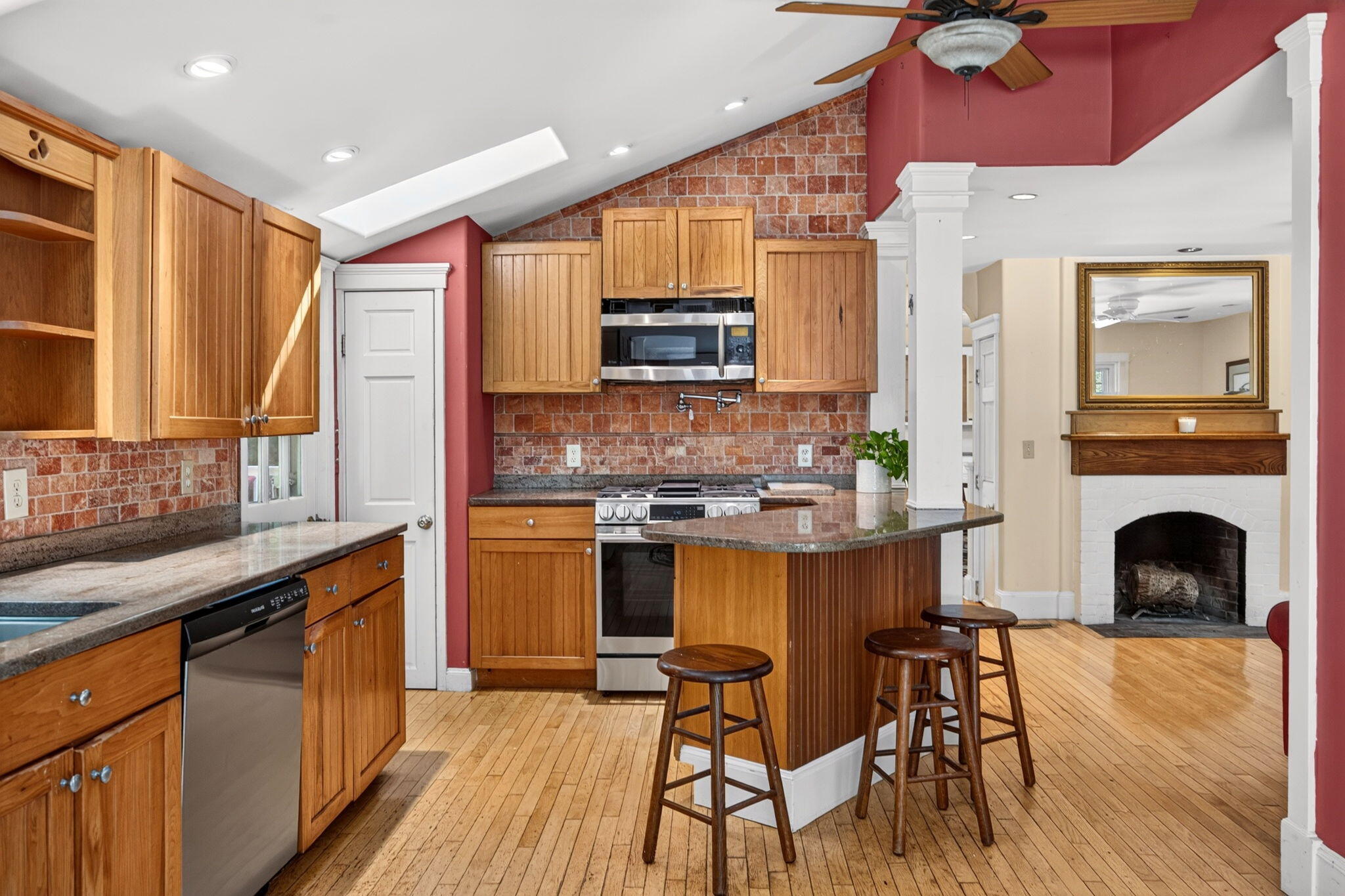 MLS #22603830 image #2