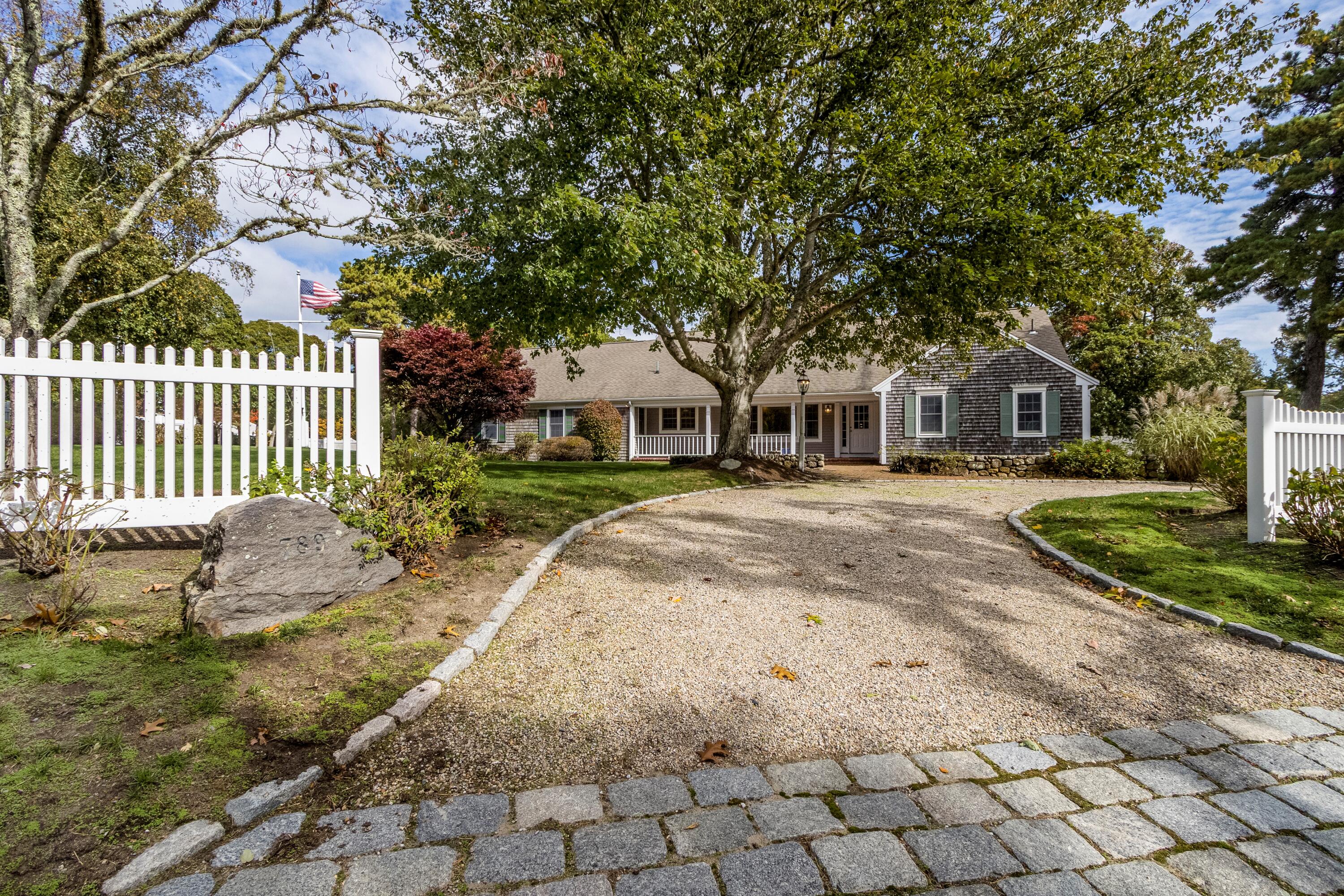 MLS #22605403 image #2
