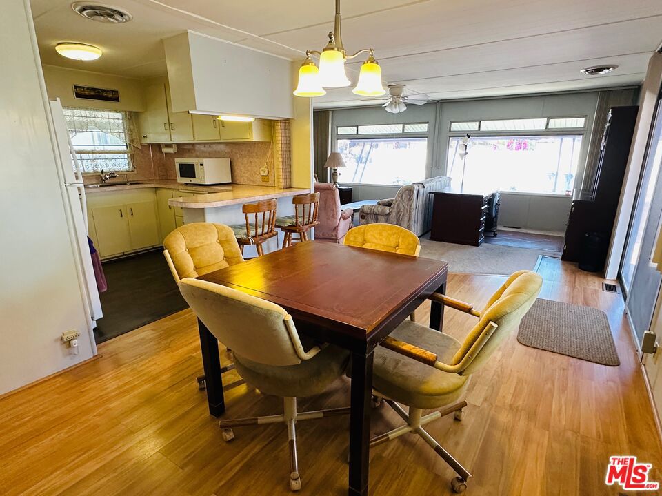 MLS #25535897 image #12