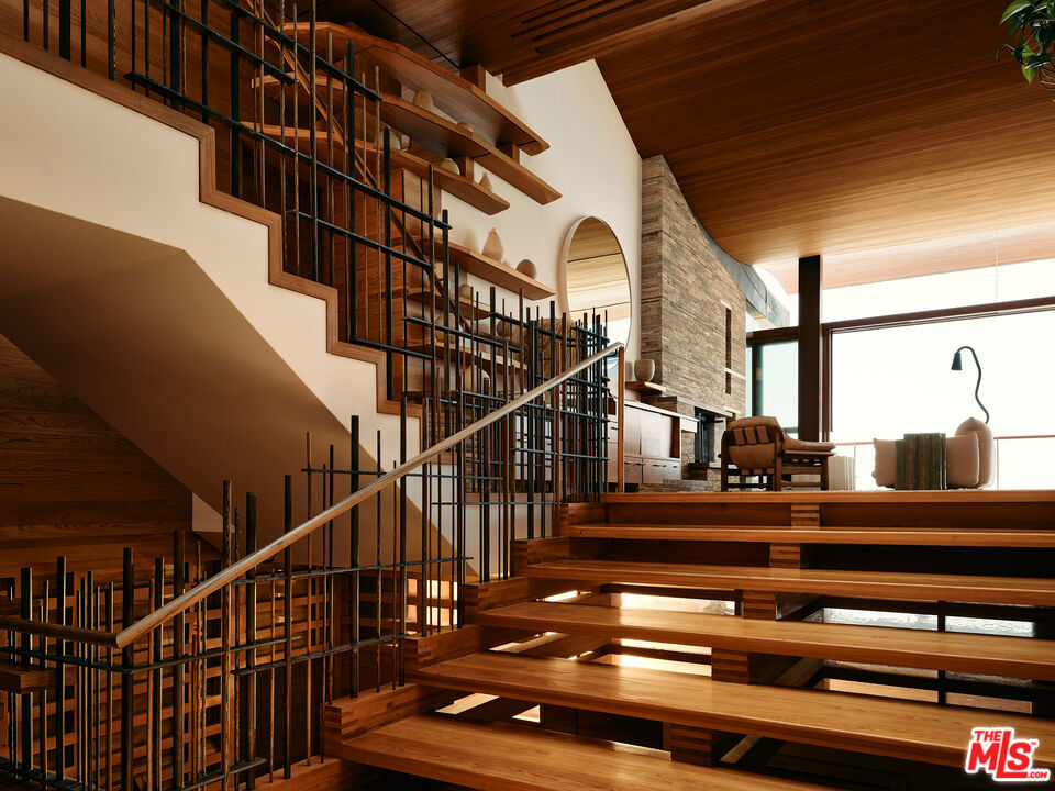 MLS #25497739 image #4