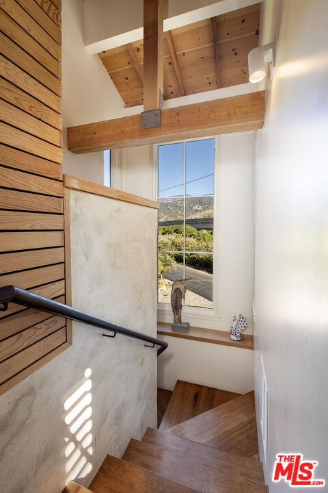 MLS #25607845 image #21