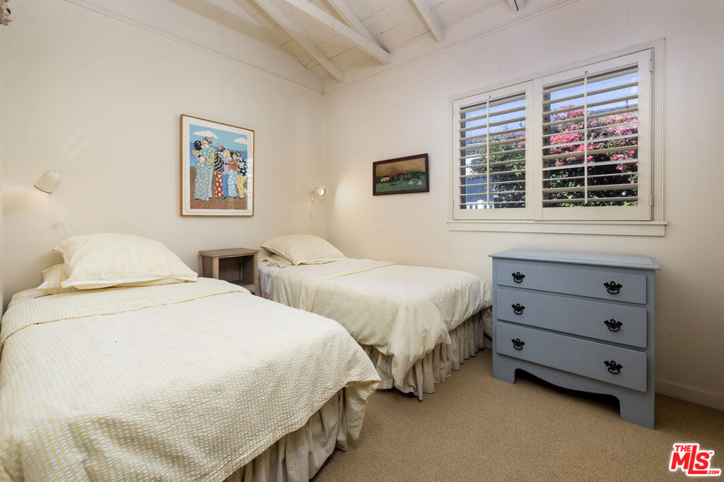 MLS #25607845 image #23