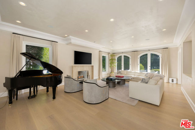 MLS #25609735 image #0