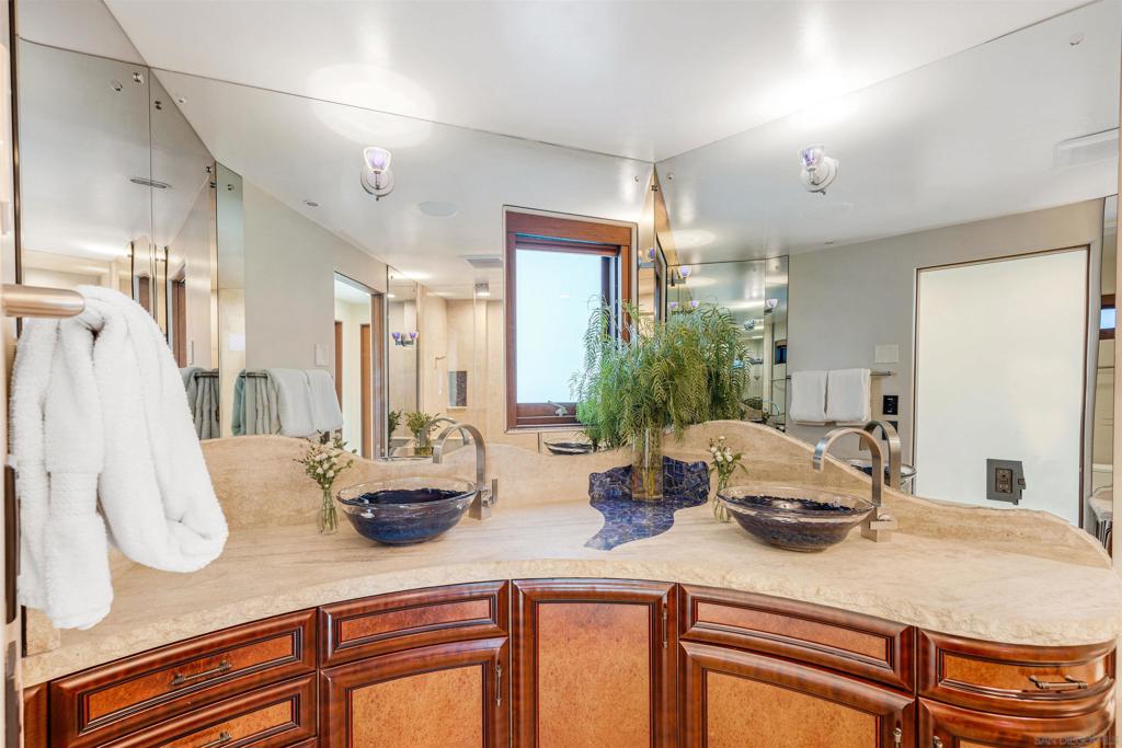 MLS #260002124SD image #18