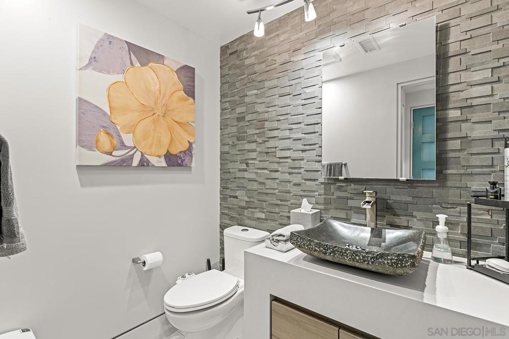 MLS #260005977SD image #48