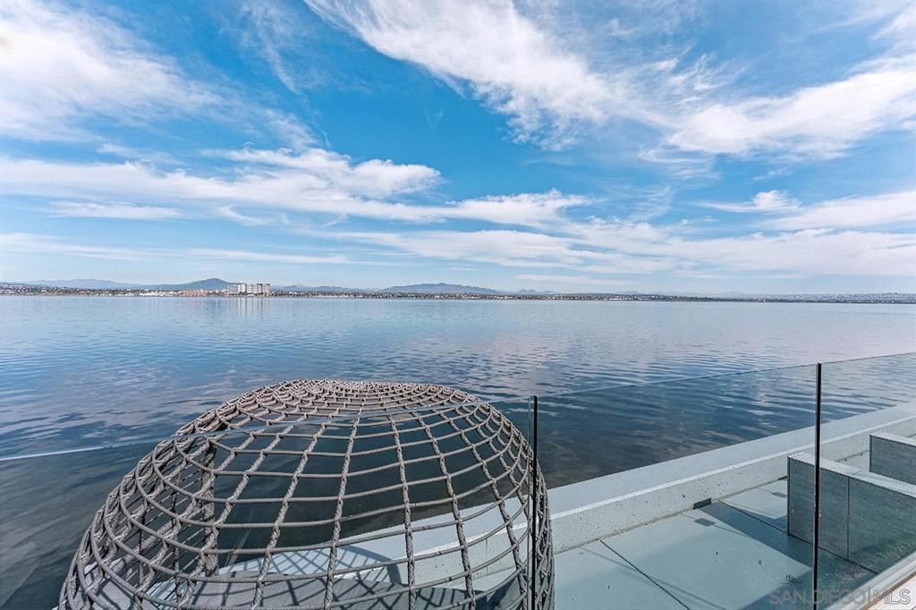 MLS #260005977SD image #5