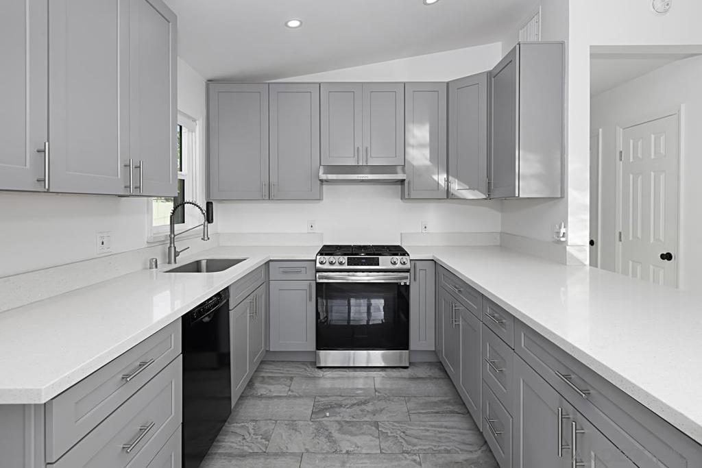 MLS #260006093SD image #3