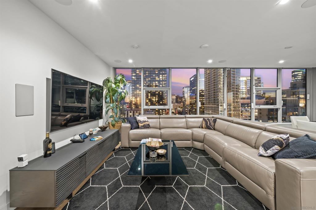 MLS #260006121SD image #6