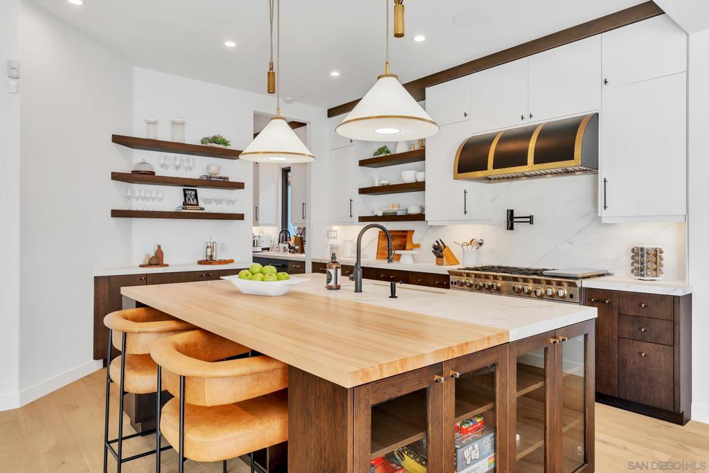 MLS #260006225SD image #4