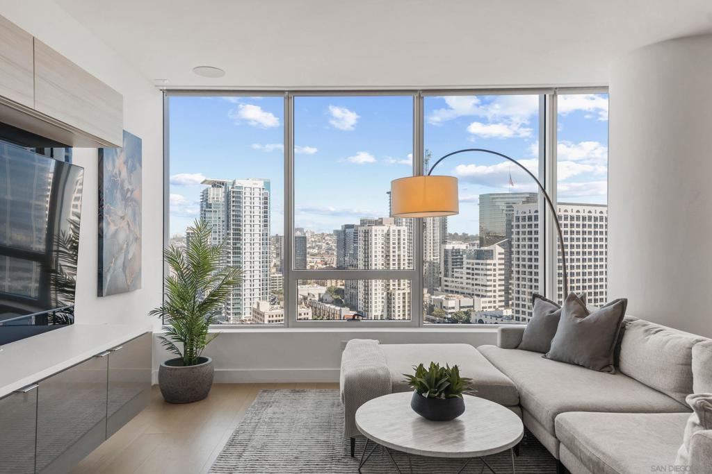 MLS #260005918SD image #4