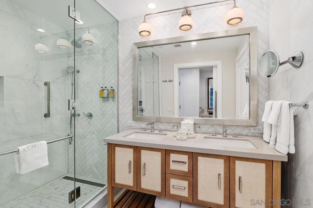 MLS #260007738SD image #30