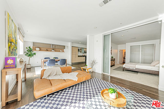 MLS #26641227 image #0