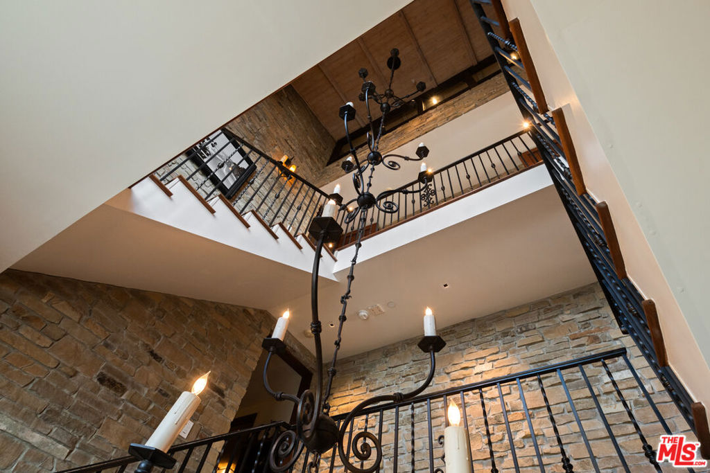 MLS #26646235 image #17