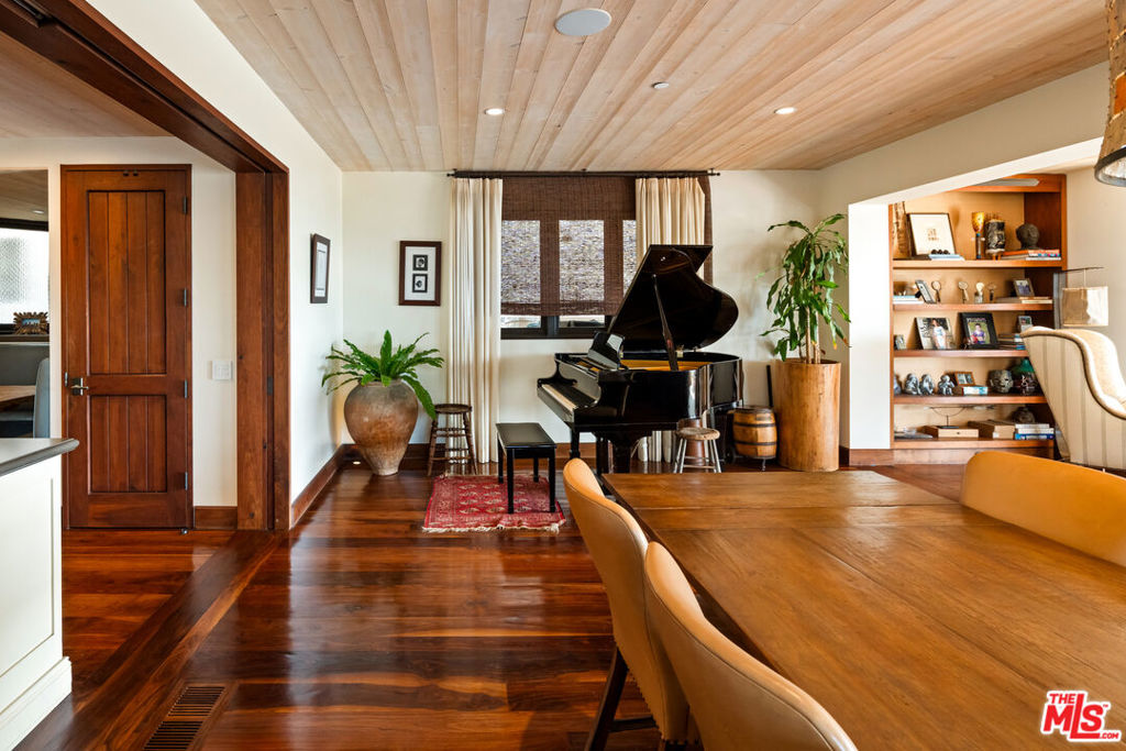 MLS #26646235 image #9