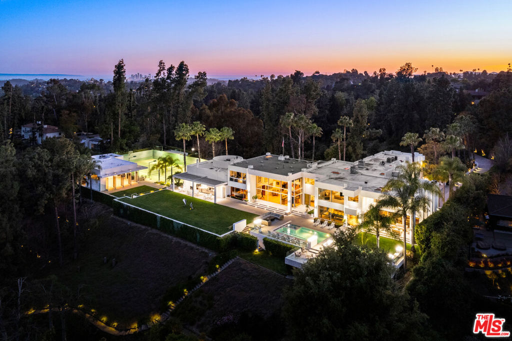 MLS #26646363 image #0