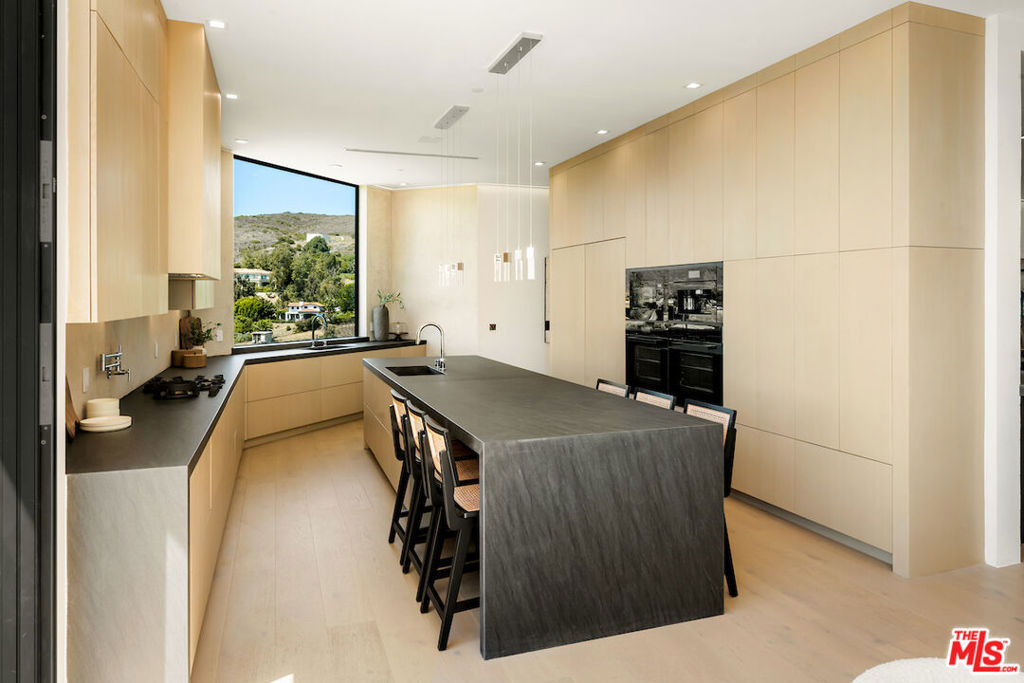 MLS #26646711 image #22