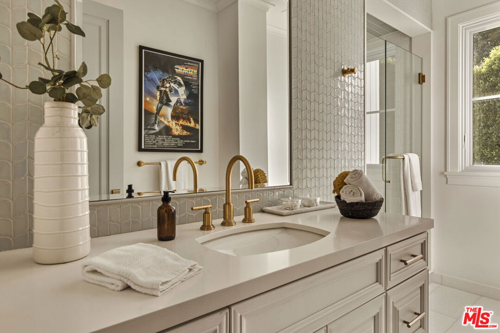 MLS #26647215 image #20