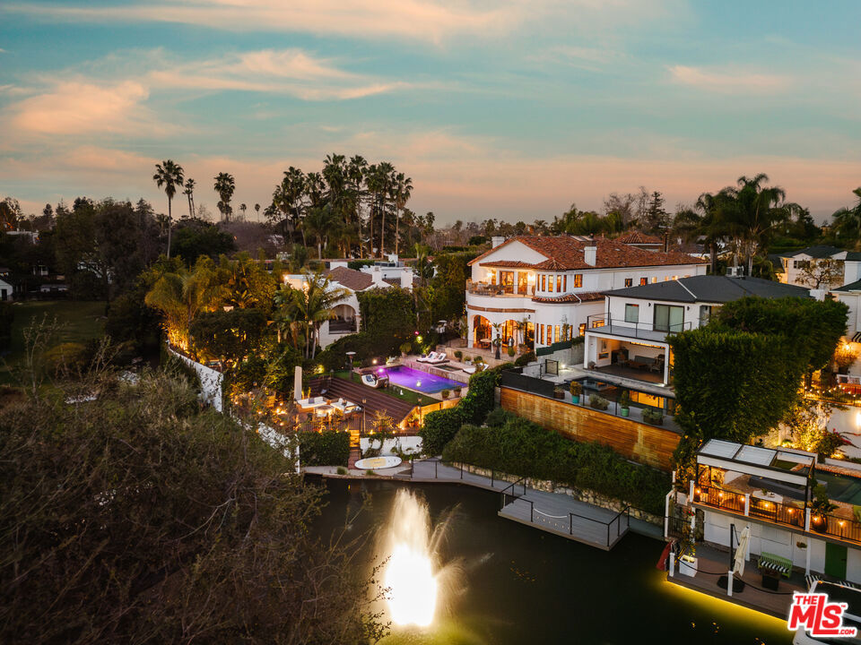 MLS #26652101 image #2