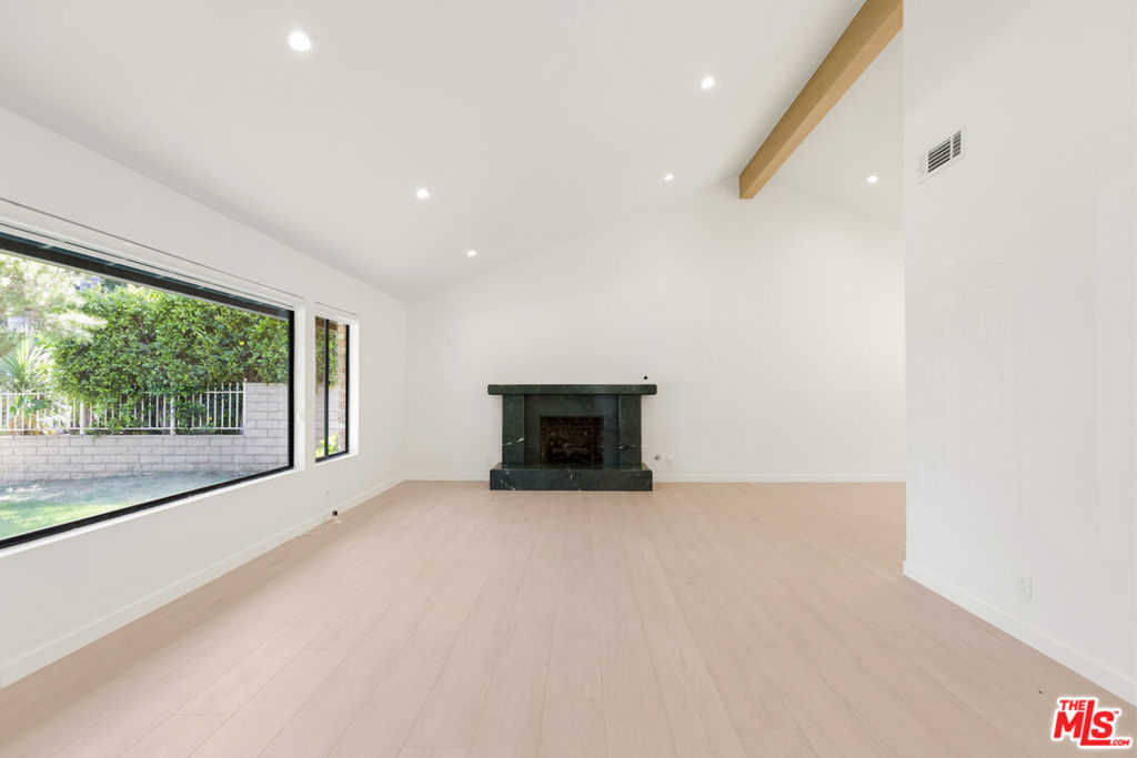 MLS #26653057 image #24