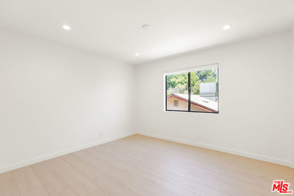 MLS #26653057 image #29