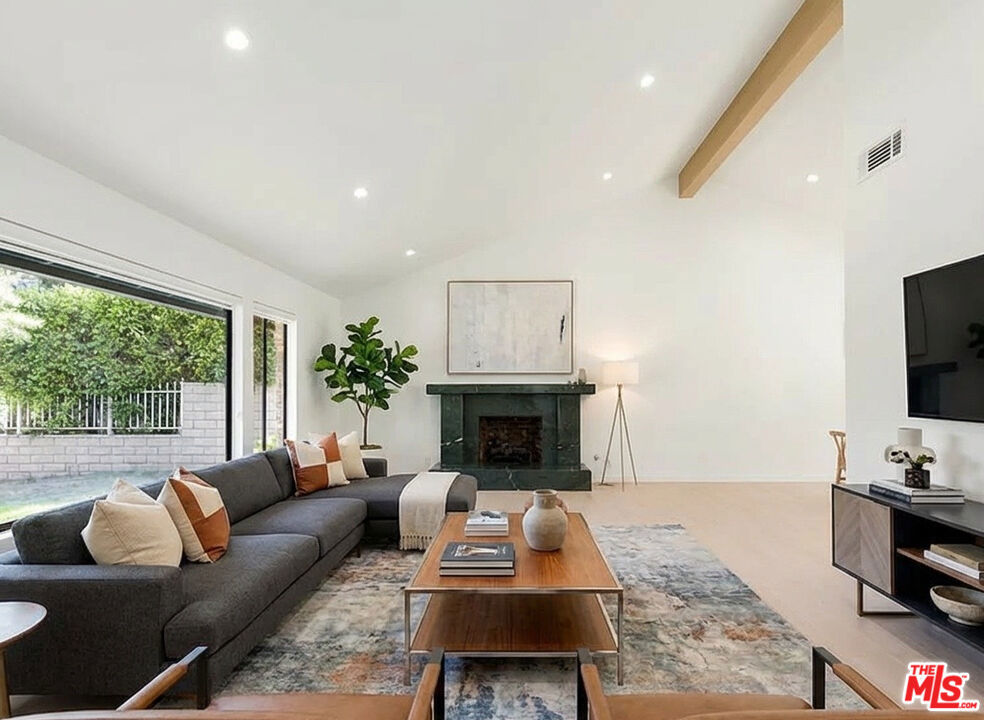 MLS #26653057 image #9