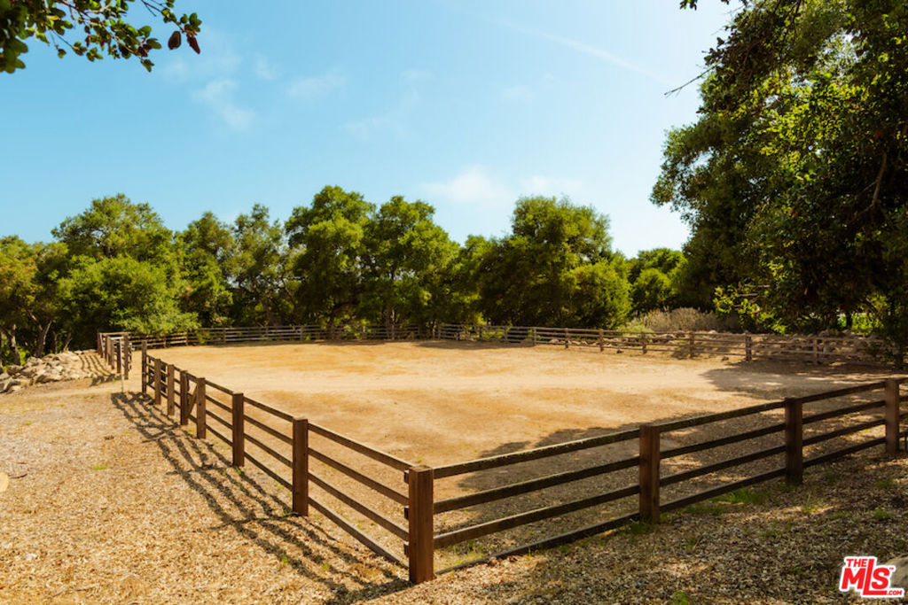 MLS #26654107 image #64