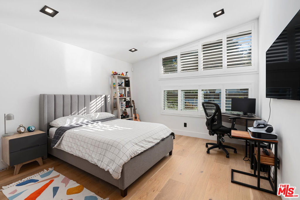 MLS #26657423 image #25