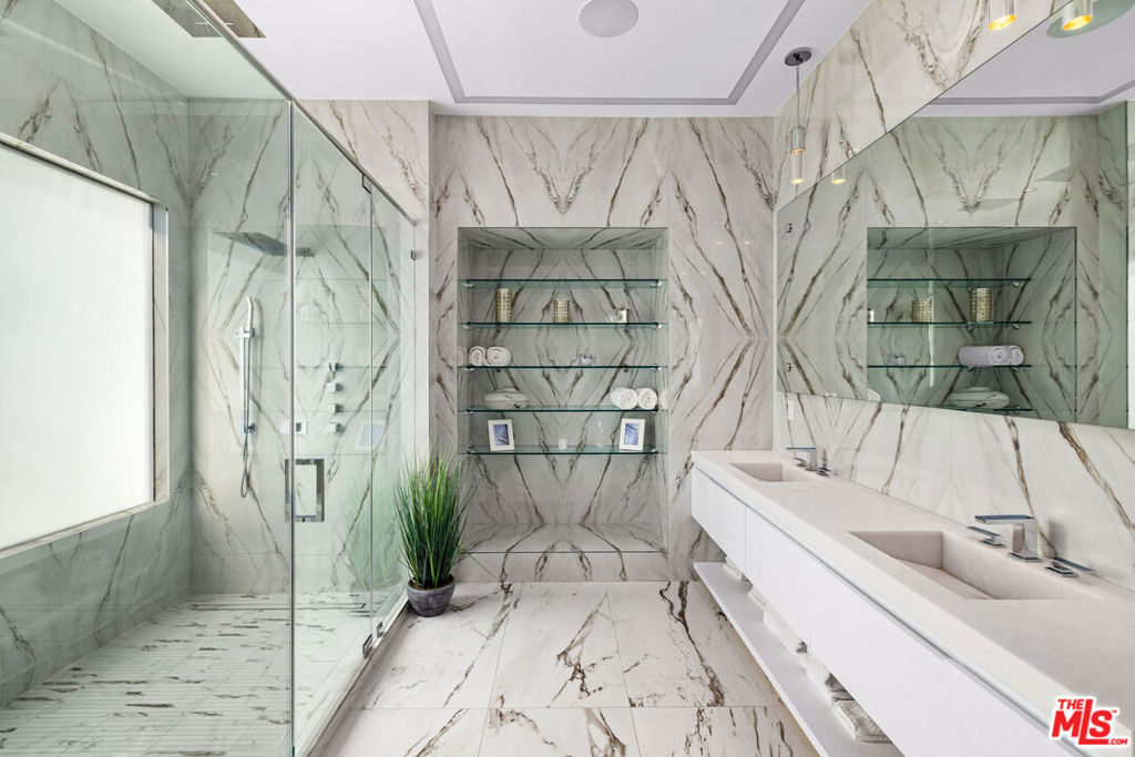 MLS #26659795 image #15