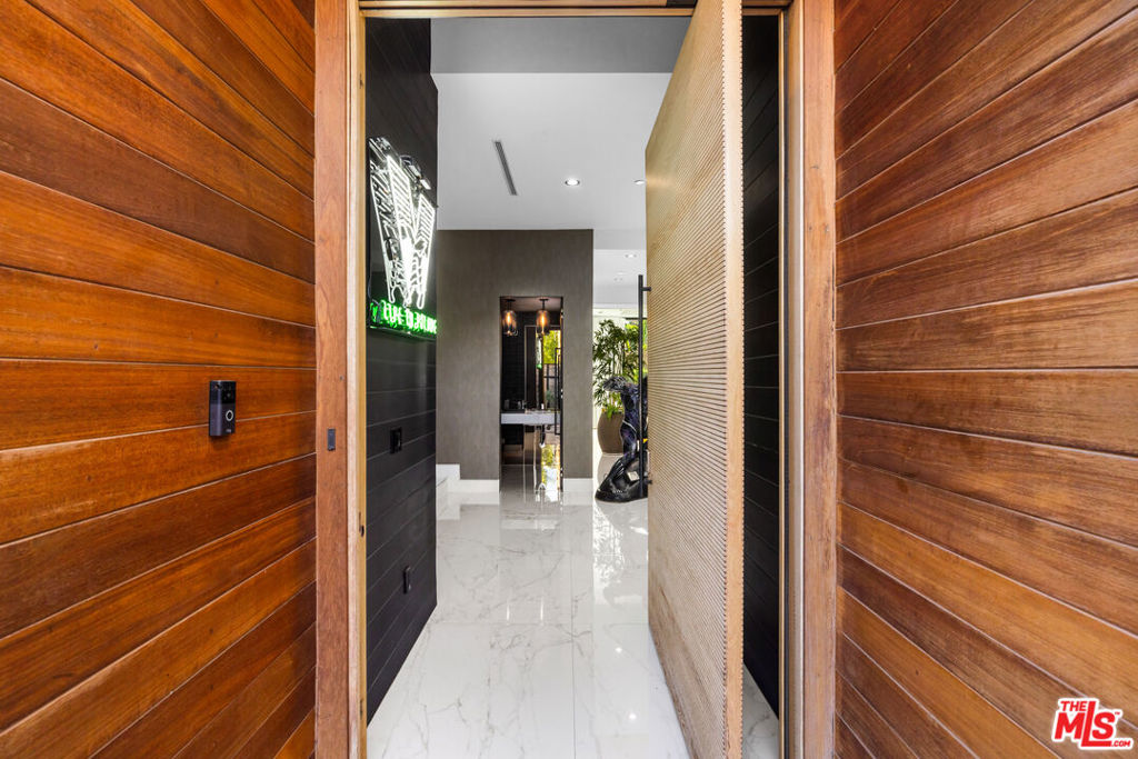 MLS #26659795 image #2