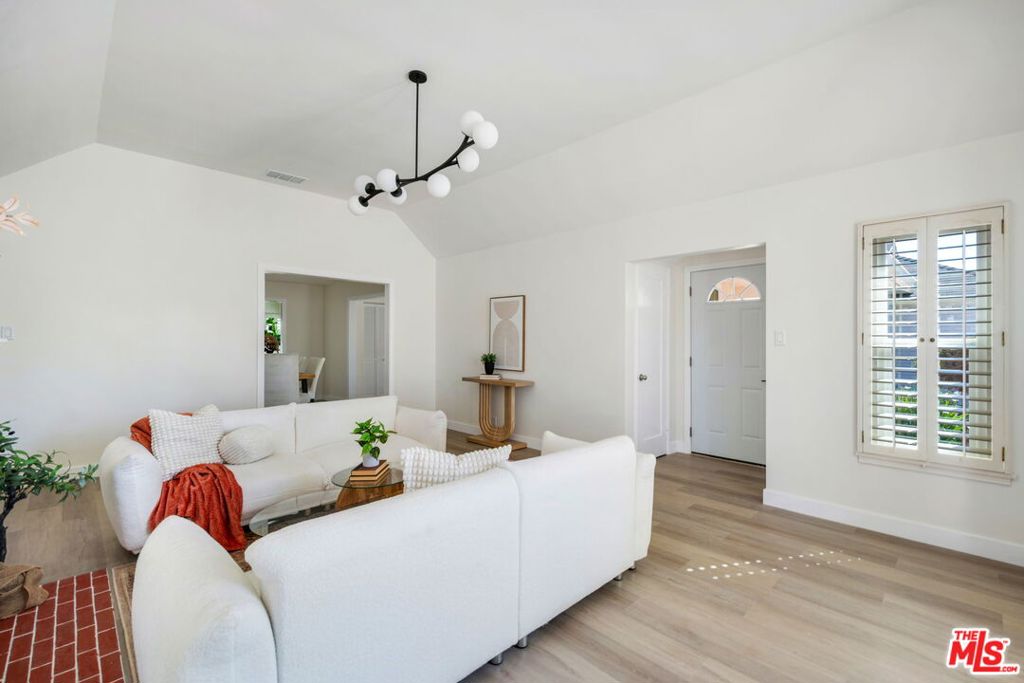 MLS #26662229 image #3