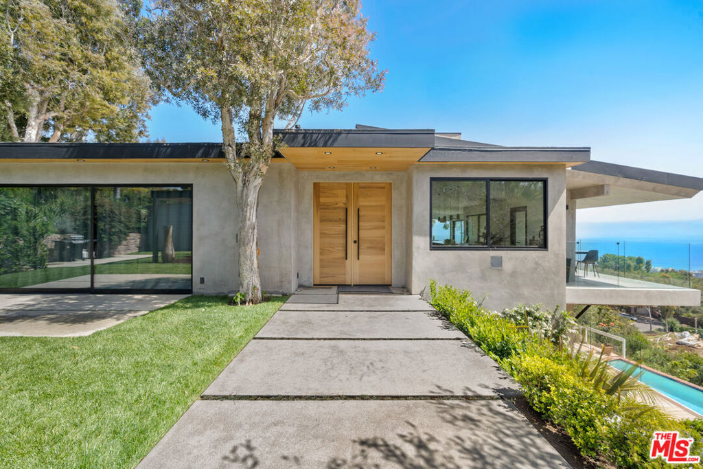 MLS #26662239 image #2