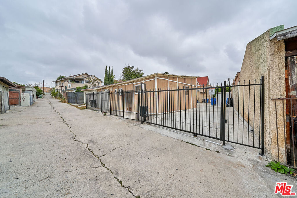 MLS #26662317 image #2