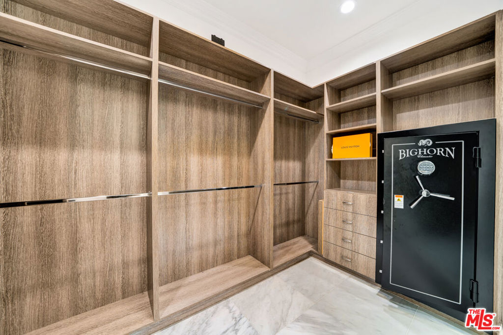 MLS #26651373 image #33