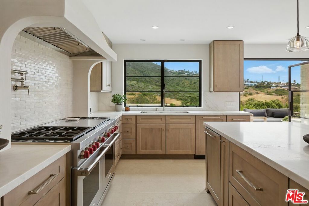 MLS #26662495 image #17