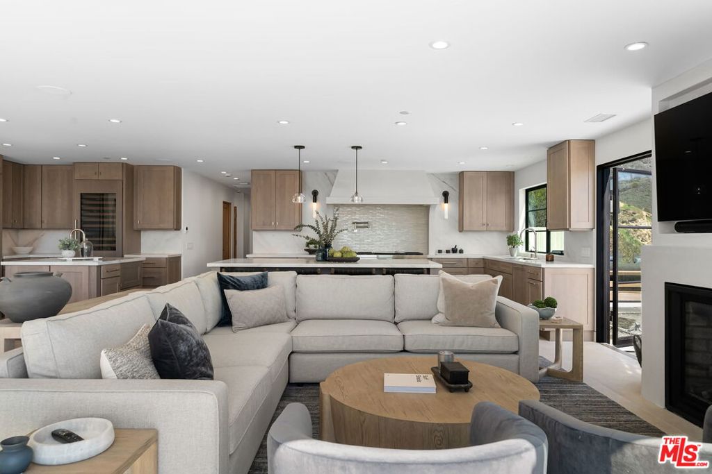 MLS #26662495 image #3