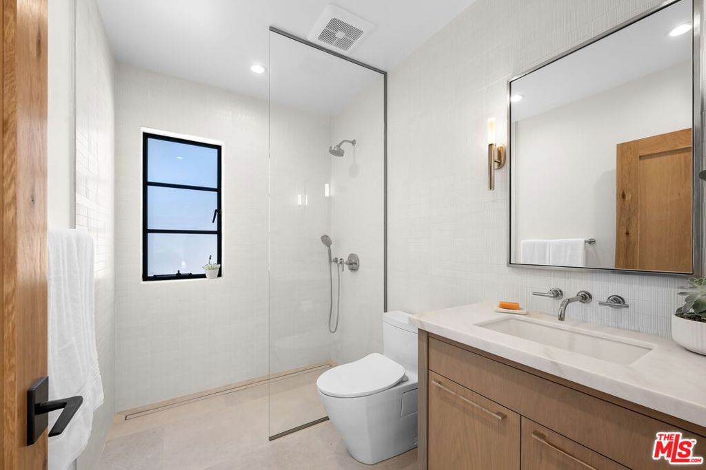 MLS #26662495 image #44