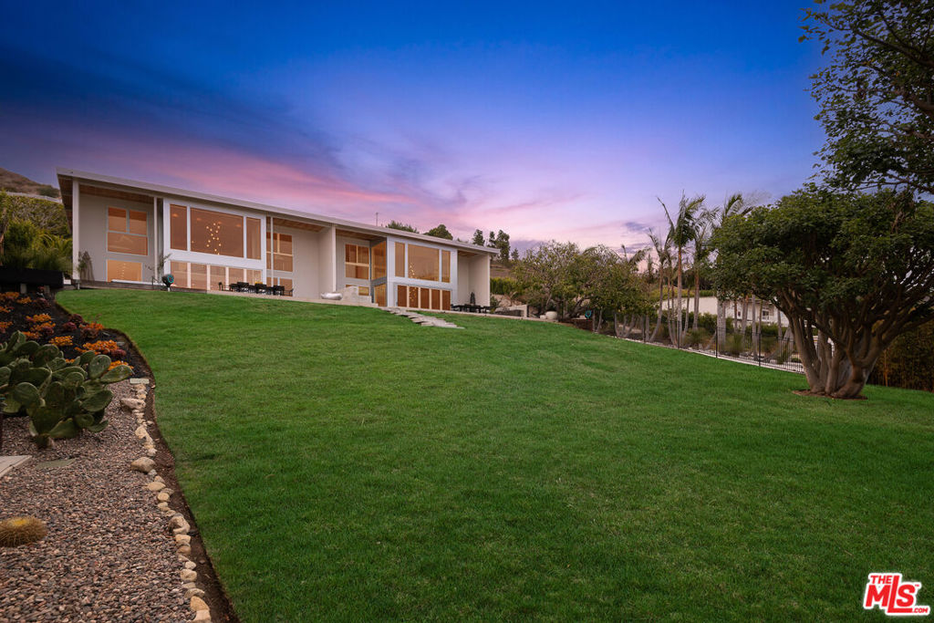 MLS #26662531 image #1