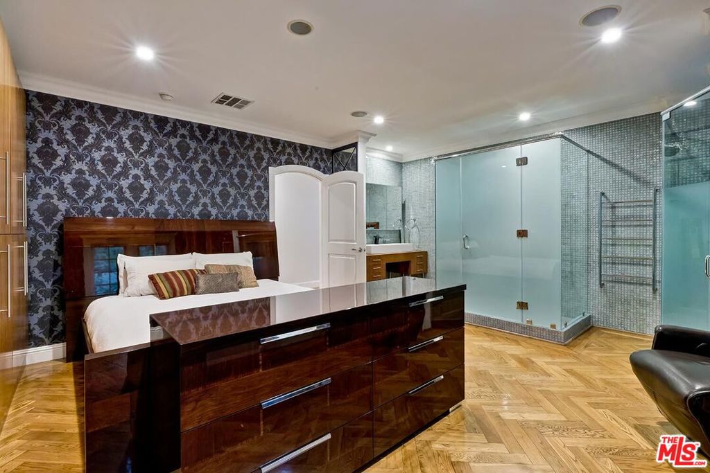 MLS #26662791 image #50