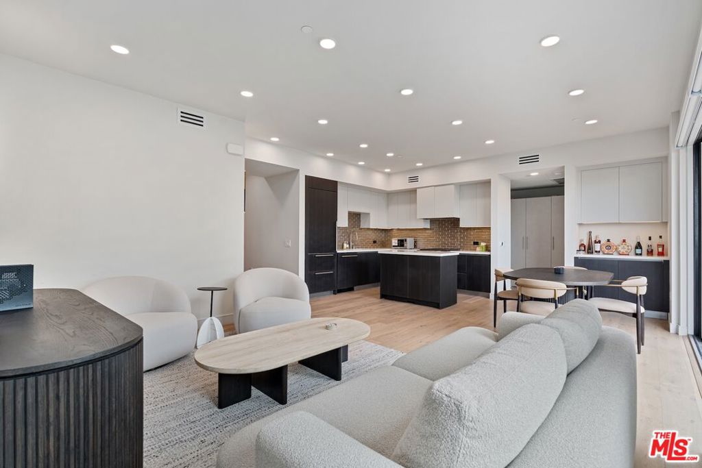 MLS #26663157 image #17