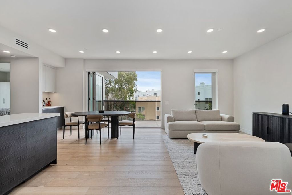 MLS #26663157 image #2