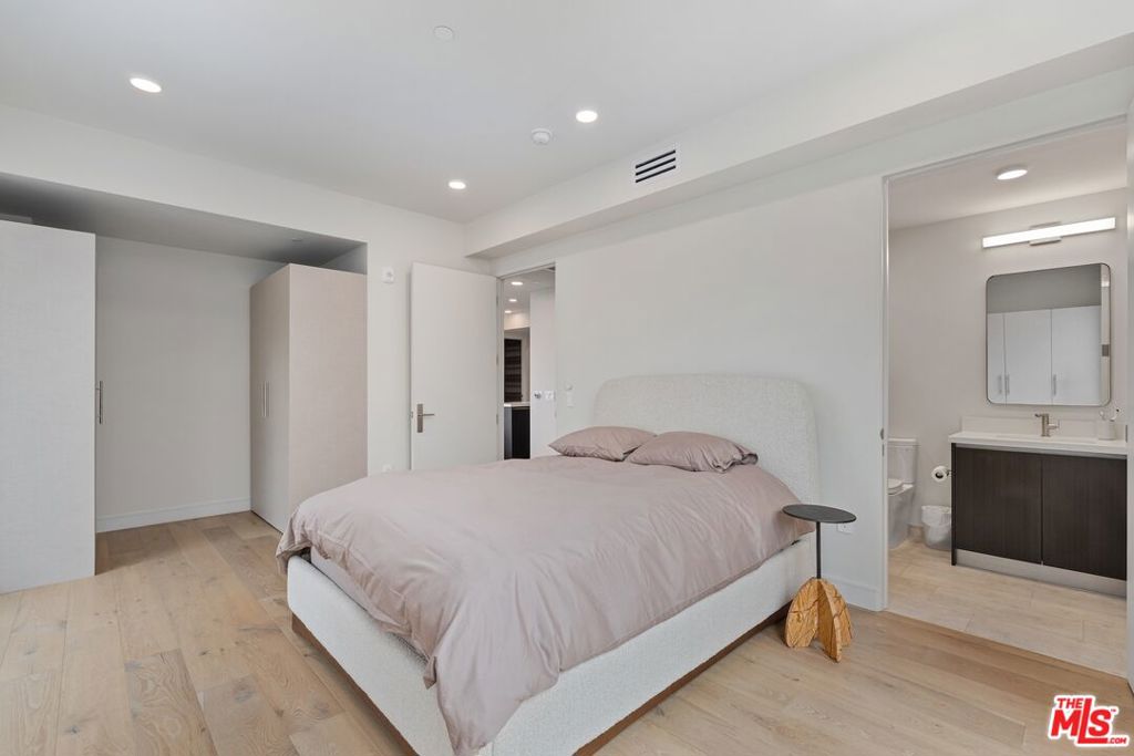 MLS #26663157 image #29