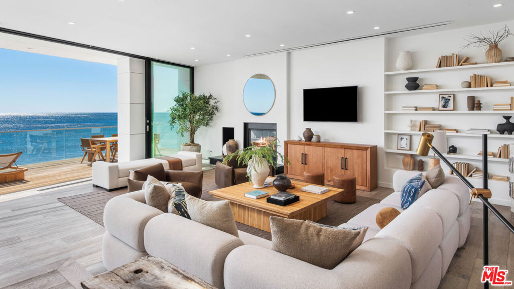 MLS #26663235 image #13