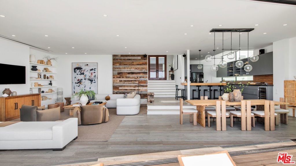 MLS #26663235 image #17