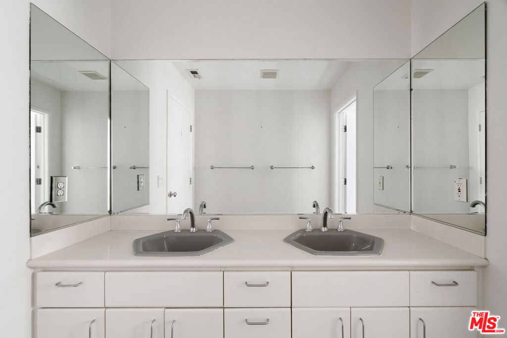 MLS #26663263 image #44